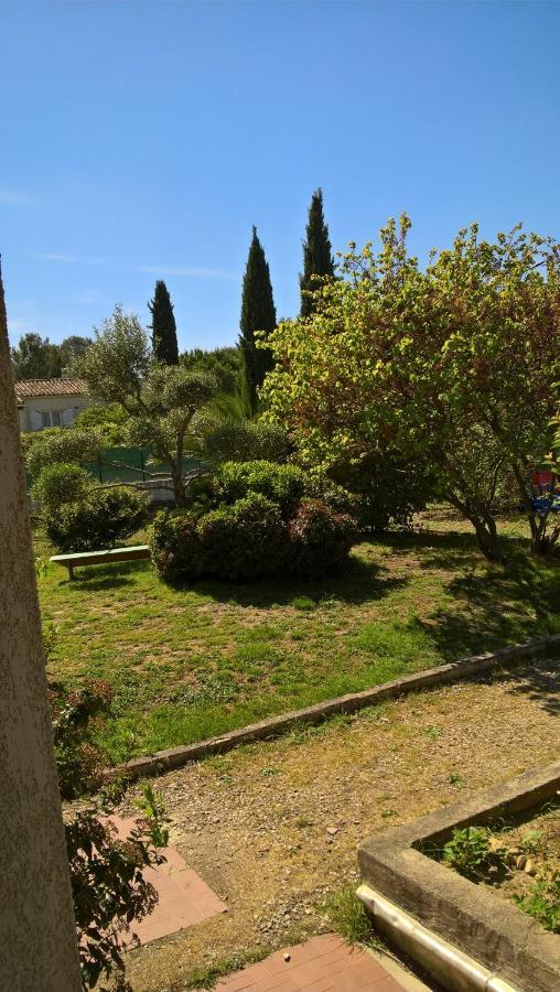 Chez Naomi Bed and Breakfast Saint-Jean-de-Cornies Εξωτερικό φωτογραφία